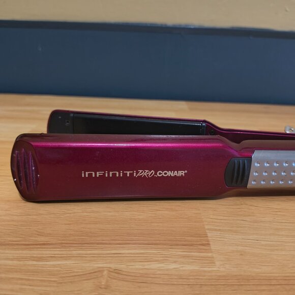 Conair Flat Iron | Purple | Hair Straightener | ONLY $5.00 - Picture 3 of 5